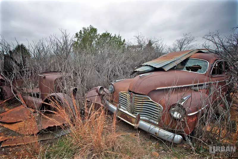 vehicles-abandoned19