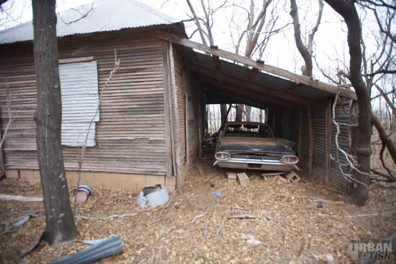 vehicles-abandoned6