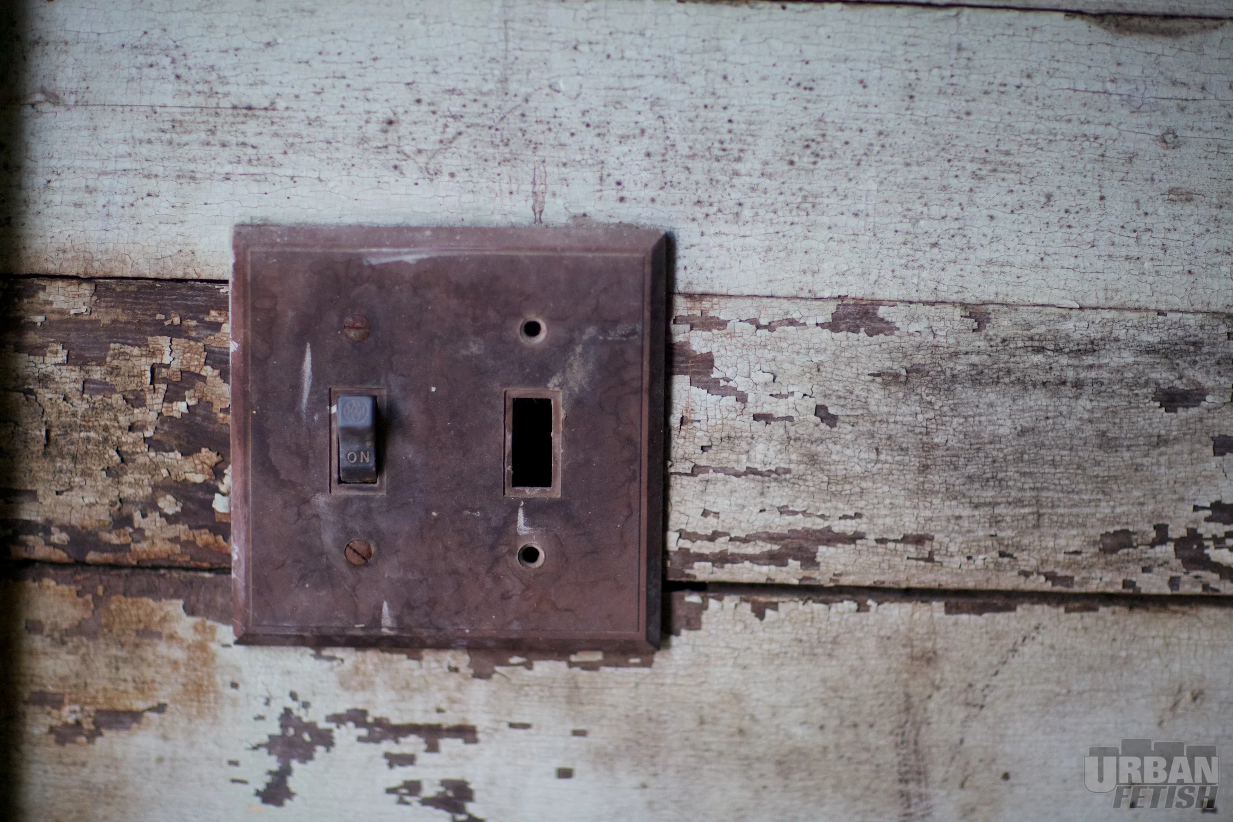 Still-life-abandoned8